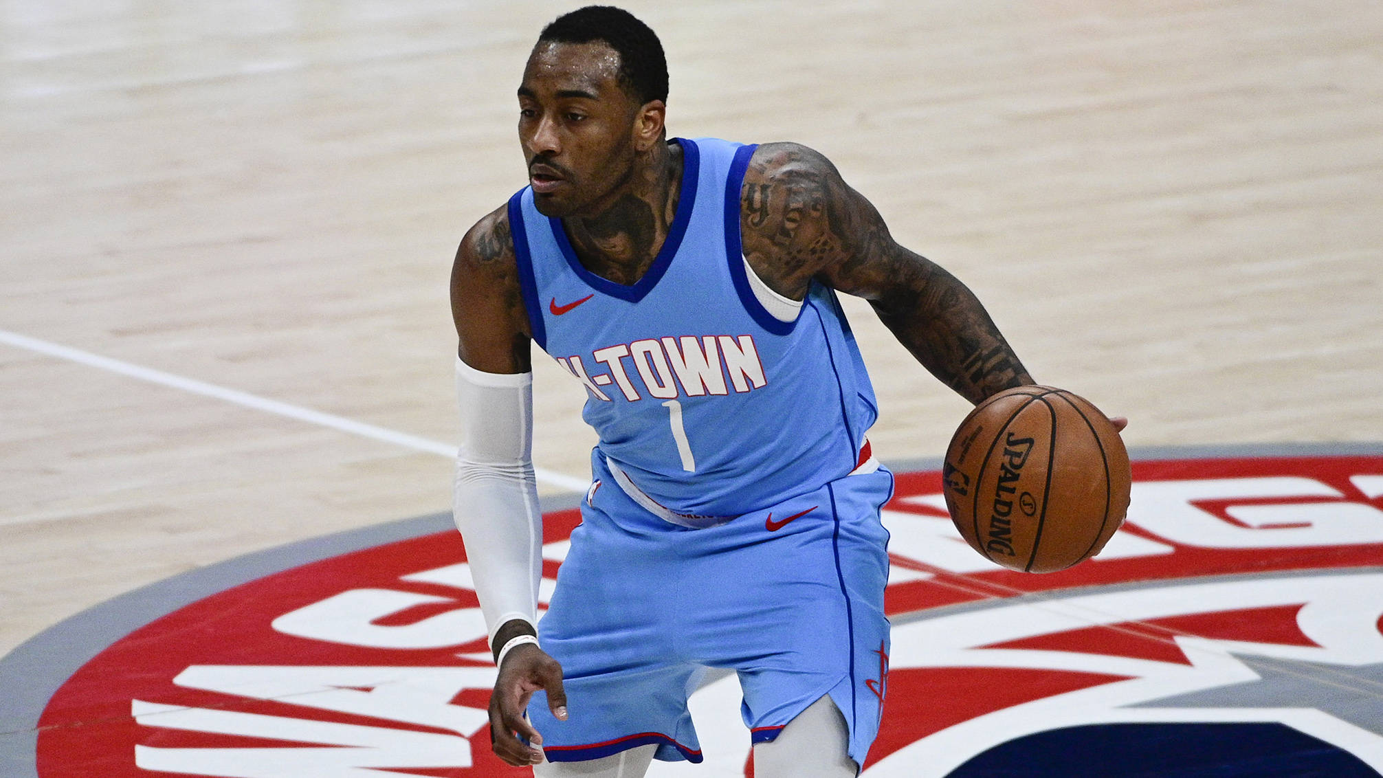 kaiyun体育官方app-关于从费德勒在公牛比赛中突破纪录到里尔清晨伤情更新，冲刺阶段休斯敦火箭调整名单以备亚冠的信息