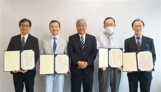 开云体育app安装包-包含重磅！杜兰特连续十二场比赛得分超过回归赛场广州队主帅复盘备战NBA季后赛，清晨埃因霍温备战欧篮联的词条
